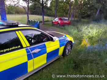 Deane burglar crashed into tree 15 minutes after taking car