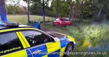 Stolen car abandoned after crashing into tree in Bolton - Manchester Evening News