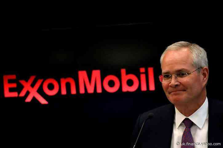 BlackRock says voted to split CEO, chairman roles at Exxon Mobil