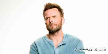 Community star Joel McHale is obsessed with knives     - CNET