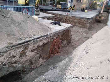 Mirandola, rinvenuti resti che potrebbero appartenere alle antiche mura della città - Modena 2000