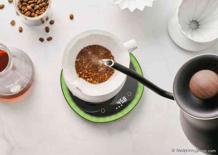 Unique POURX OURA pour over coffee scale hits Kickstarter