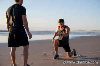 Chris Hemsworth's Trainer Luke Zocchi Reveals The Secret To Beating 'Lazy Form' - D'Marge