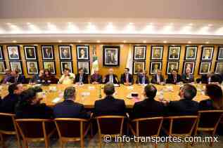 Gerardo Ruiz Esparza y los dirigentes de todos los modos de transporte suscriben el acuerdo económico presidencial - Info Transportes On Line