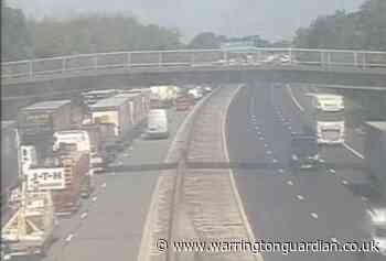 Crash shuts all lanes on M6 between Lymm and Woolston