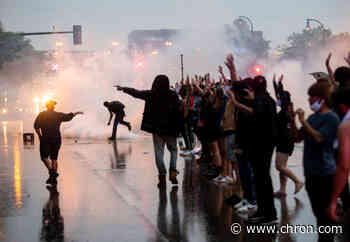 Chaotic scene in Minneapolis as peaceful George Floyd protest turns to looting, fires