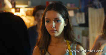 ‘Papicha’ Review: Fashion Statement