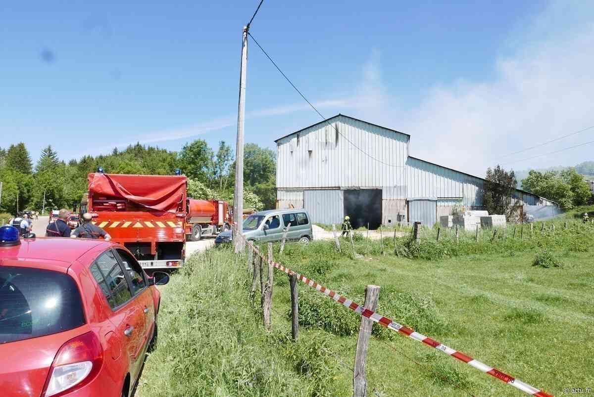 Jura. Un bâtiment agricole en feu près de Champagnole - actu.fr