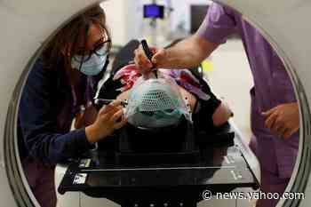 Italy records 70 new coronavirus deaths, 593 new cases