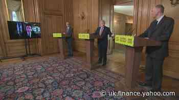 PM bars advisers from answering questions on Cummings