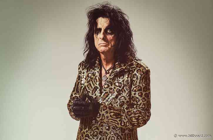 Alice Cooper Is Passing the Time in Quarantine in This Totally Unexpected Way