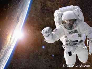 Bad news, Tom Cruise: Shooting that SpaceX movie is going to be almost impossible     - CNET