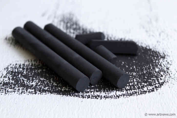 The Best Compressed Charcoal for Special Effects in Your Drawings and Sketches