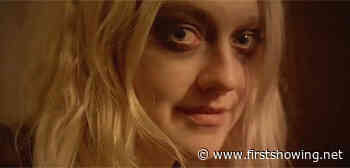 Dakota Fanning is a Band Roadie in 'Viena and the Fantomes' Trailer