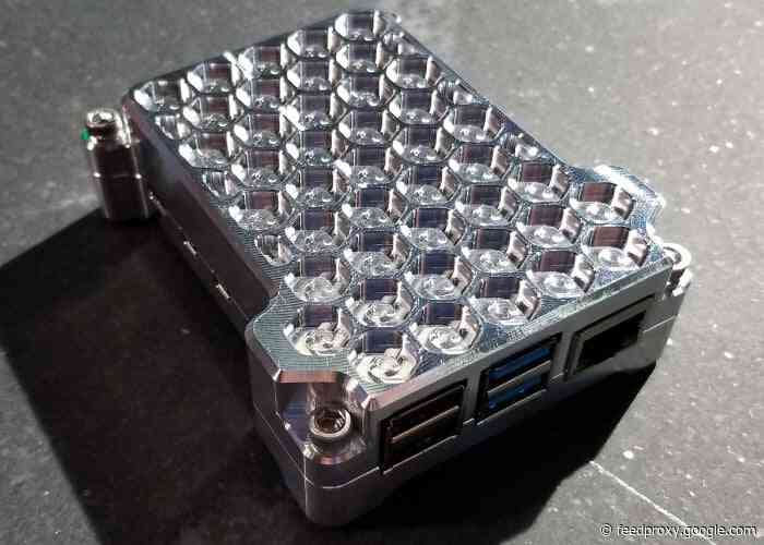 Awesome passive cooled Raspberry Pi 4 case CNC machined from 6061 aerospace aluminum