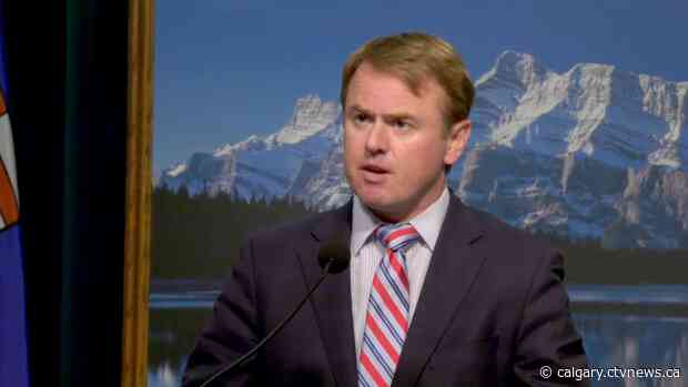 Alberta to distribute 20 million face masks at A&W, McDonald's and Tim Hortons drive-thrus