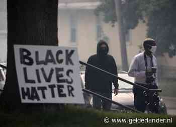 Agent die George Floyd doodde met knieklem gearresteerd