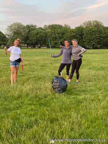 Hairdressers spend hours tidying up Bexley parks filled with rubbish