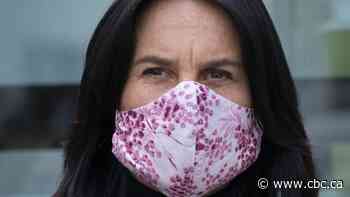 Alberta partners with fast-food chains to offer free masks at drive-thrus