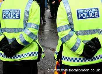Met appeal to trace witness after Bermondsey violent robbery