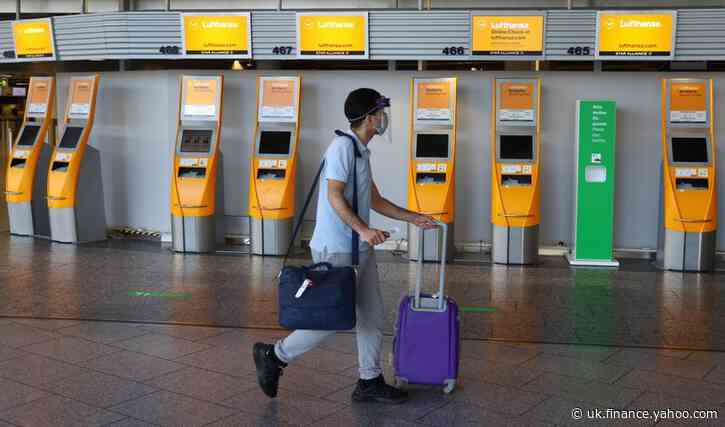 'Business is restarting' - German executives fly back to China