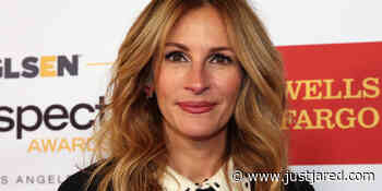 Julia Roberts Wears a Face Mask With This President's Image