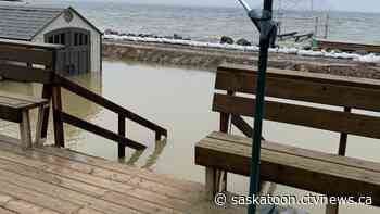 'The lake is higher than the cabins': Meeting Lake property owners want permanent solution to rising water levels
