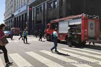 Evacuaron sede central de Afip en Buenos Aires por incendio - Cadena 3