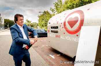 Robert vond coronareeks All You Need ‘bizar’: ‘Kon het niet naar hoogtepunt brengen’