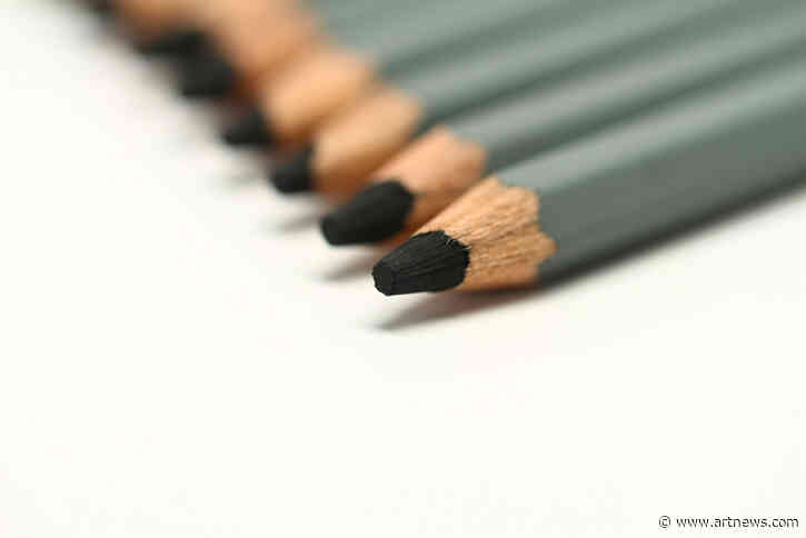 The Best Charcoal Pencils for Rich Effects With Less Mess
