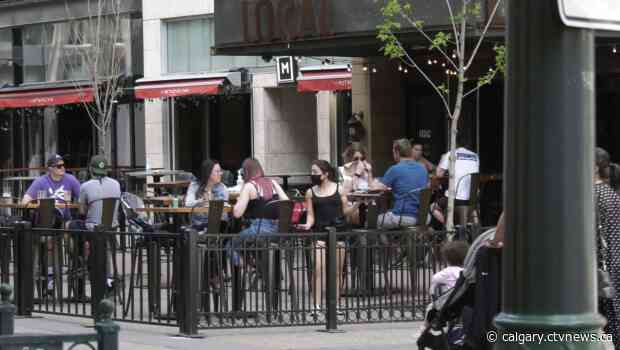Restaurants on Calgary's Stephen Ave. returning to some normalcy