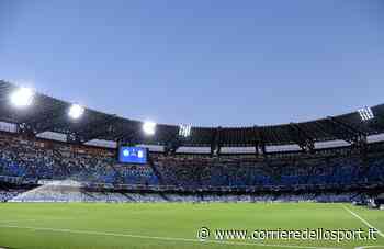 Napoli, l'erba del San Paolo è diventata gialla: ecco il motivo - Corriere dello Sport
