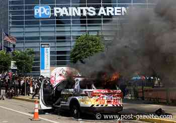 Pittsburgh under curfew after police vehicles set ablaze during protests; cops deploy gas against demonstrators
