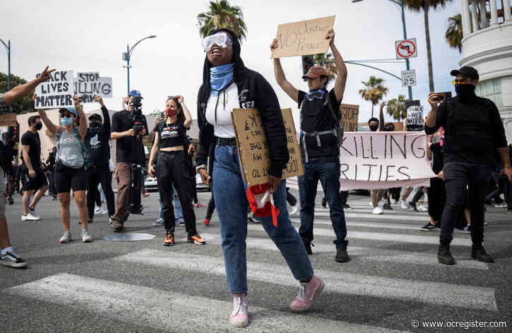 Beverly Hills’ famed Rodeo Drive flooded by crowds; stores looted