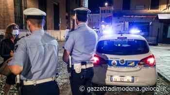 Movida a Modena, chiusi sei locali L'appello di Bonaccini «C'è troppa confidenza» - La Gazzetta di Modena