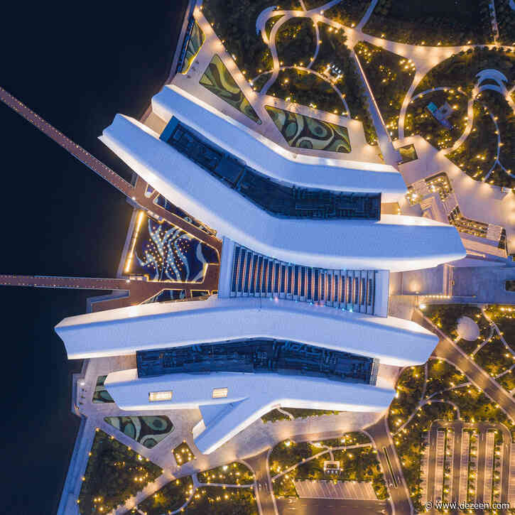 Cluster of hull-like roofs form The National Maritime Museum of China