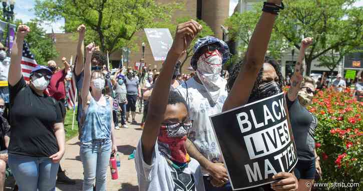 Massive protests raise fears of new coronavirus outbreaks