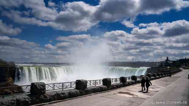 Ottawa pledges millions to promote holiday travel in Canada during pandemic