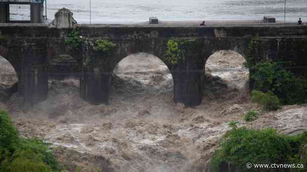 Season's first tropical storm drenches part of Central America