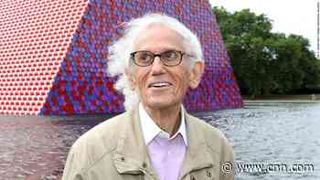 Christo, who made monumental art around the world, has died at 84