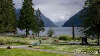 Ottawa pledges millions to promote tourism within Canada amid COVID-19 pandemic