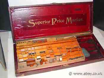 Antique STAMP SET - "SUPERIOR PRICE MARKER" in Orig. Wooden Box, Museum Deasess