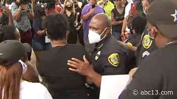 Multiple people arrested during march for George Floyd in Houston - KTRK-TV