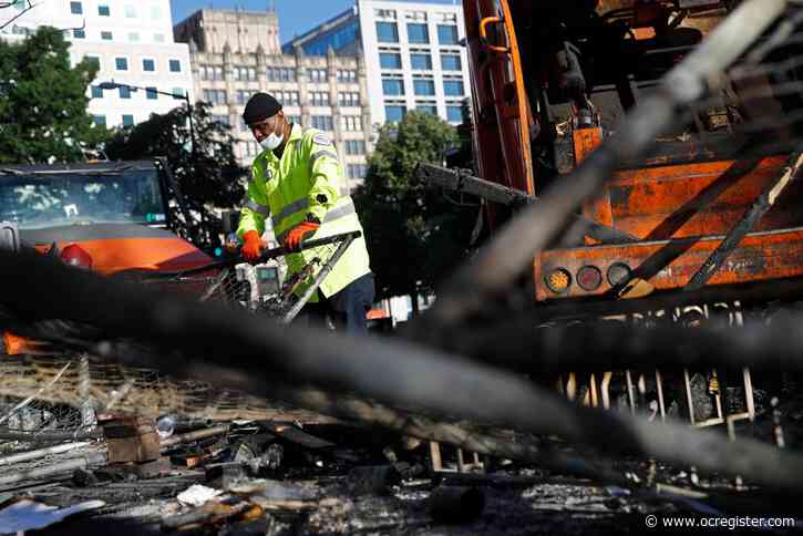 Unrest overshadows peaceful US protests for another night