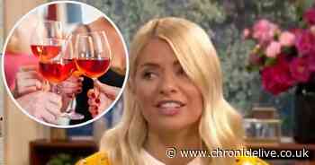 Holly Willoughby sparks huge debate on how to drink wine