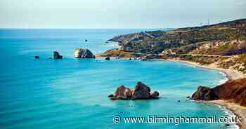 The countries banning British tourists as Greece announces u-turn