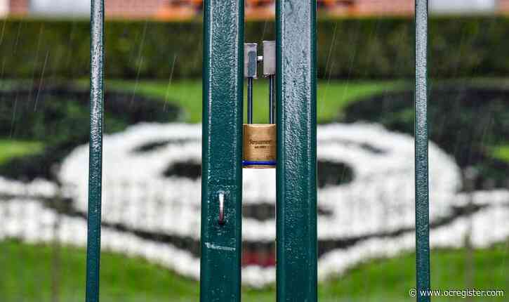 Disneyland survey asks: When will passholders feel safe to return?
