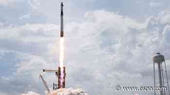 Dobbs: SpaceX teamwork like a football team