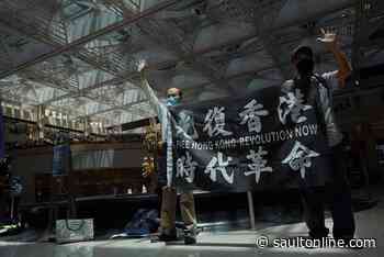 Beijing could bar exit of dual Canadians from Hong Kong amid protests: lawyer