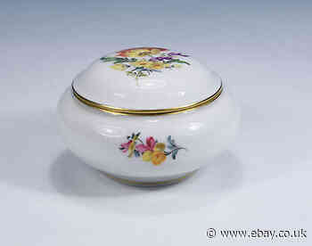 Meissen " Flower 3 Small Covered Dish
